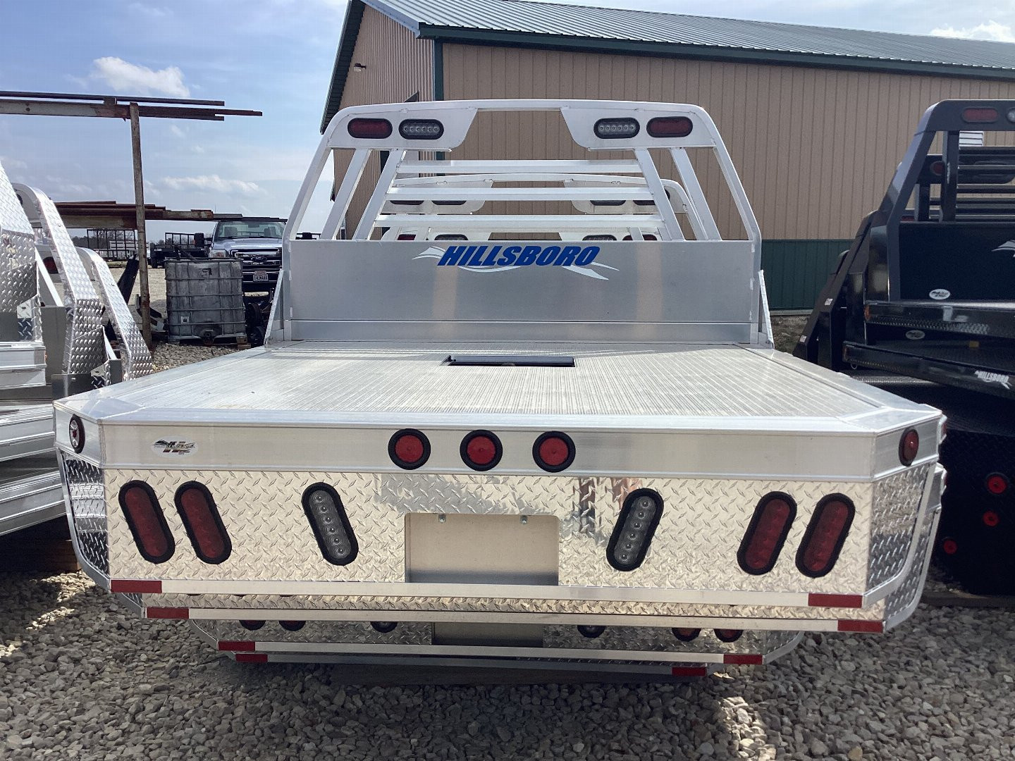 New 2025 Hillsboro 2000 Series Truck Bed, Fits Single Wheel, Shortbed Trucks