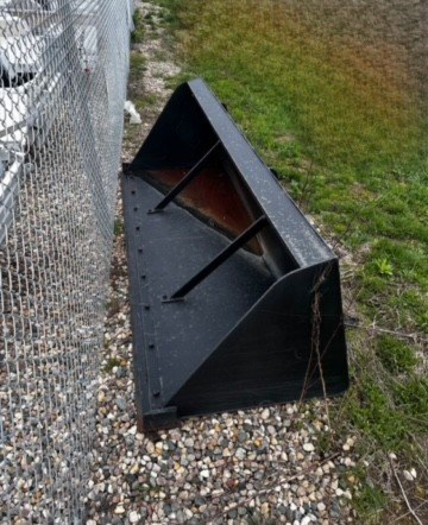 Used Snow Bucket