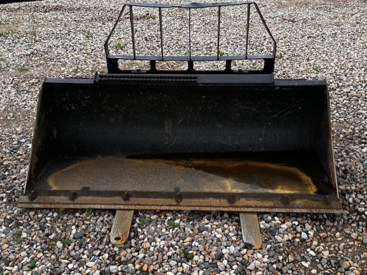 Used Dirt-Gravel Bucket