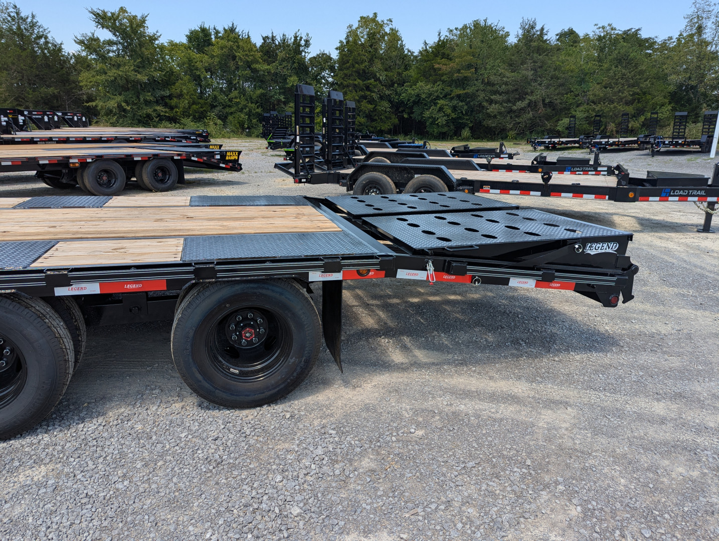 New 2025 LEGEND TRAILERS 10225DTF Deckover Trailer