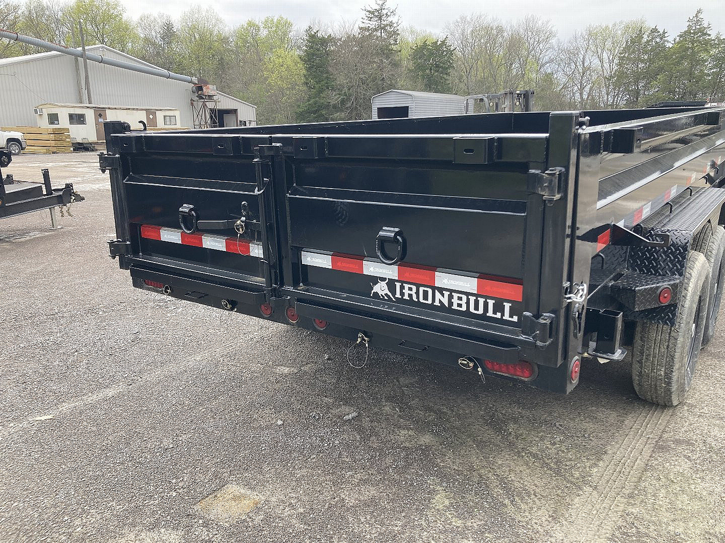 New 2025 IRON BULL DTB16 Dump Trailer