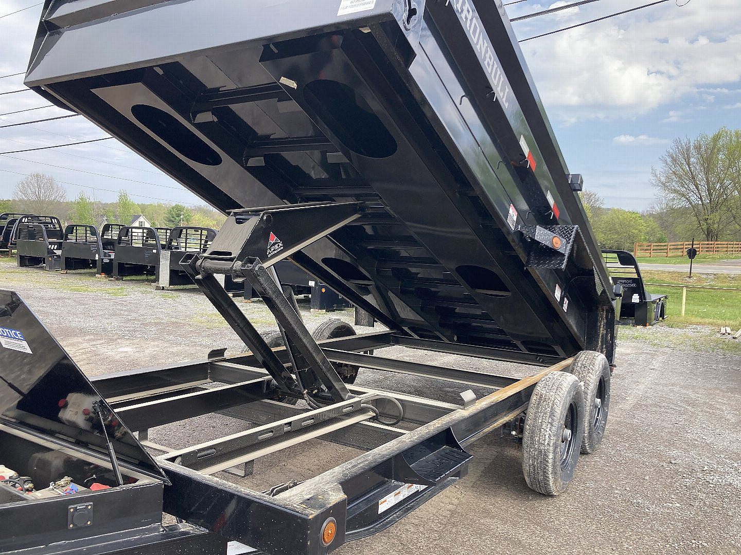 New 2025 IRON BULL DTB16 Dump Trailer