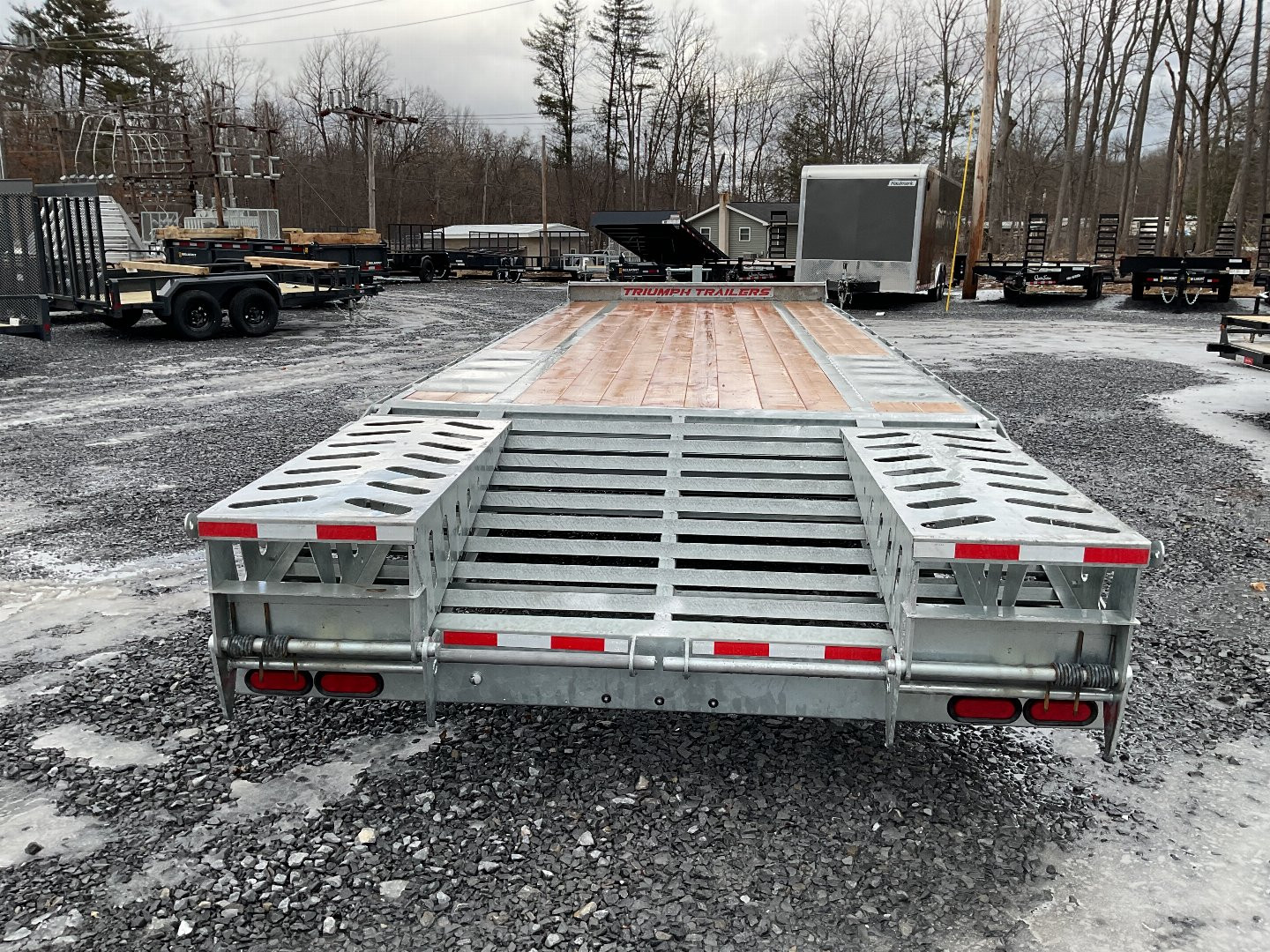 New 2025 Triumph Trailers GMDDF8 Equipment Trailer 102"X25' 14K (20'+5" Dovetail)