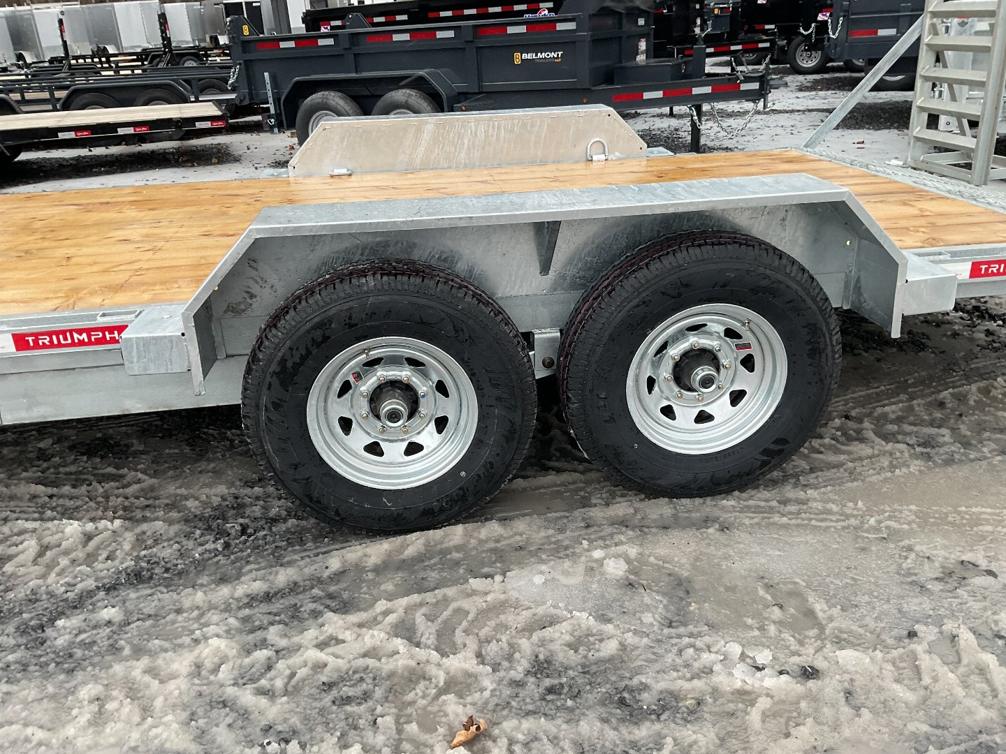 New 2025 Triumph Trailers GBCH9 Equipment Trailer 82"X20' 14K (18'+2' Dovetail)