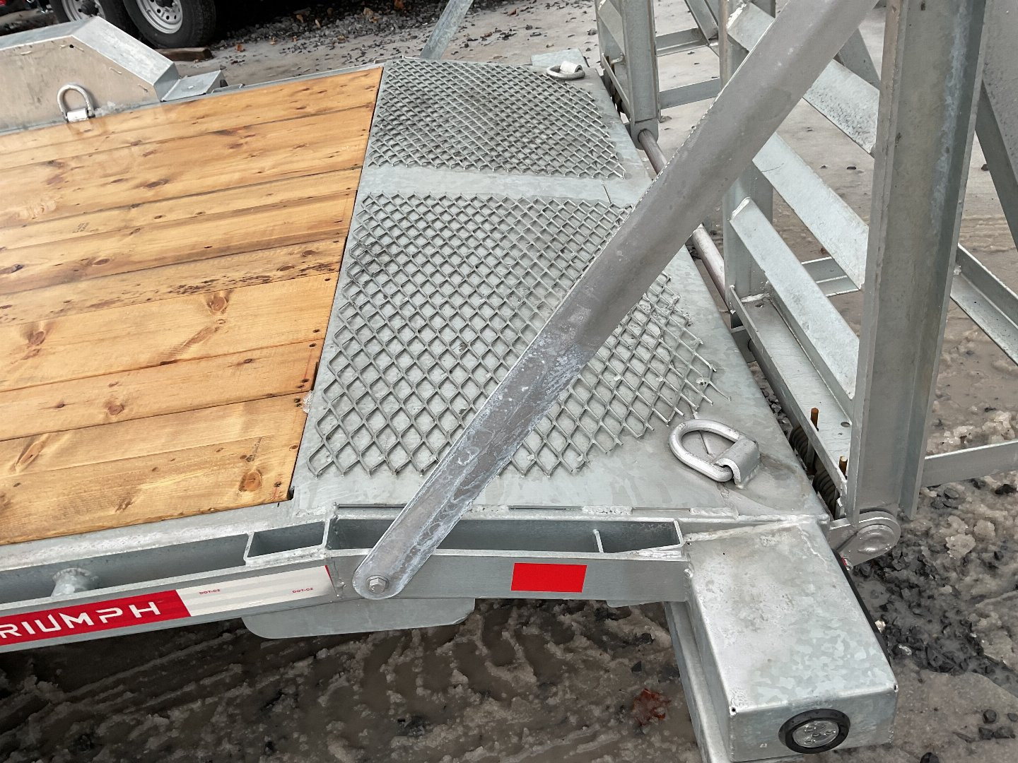 New 2025 Triumph Trailers GBCH9 Equipment Trailer 82"X20' 14K (18'+2' Dovetail)