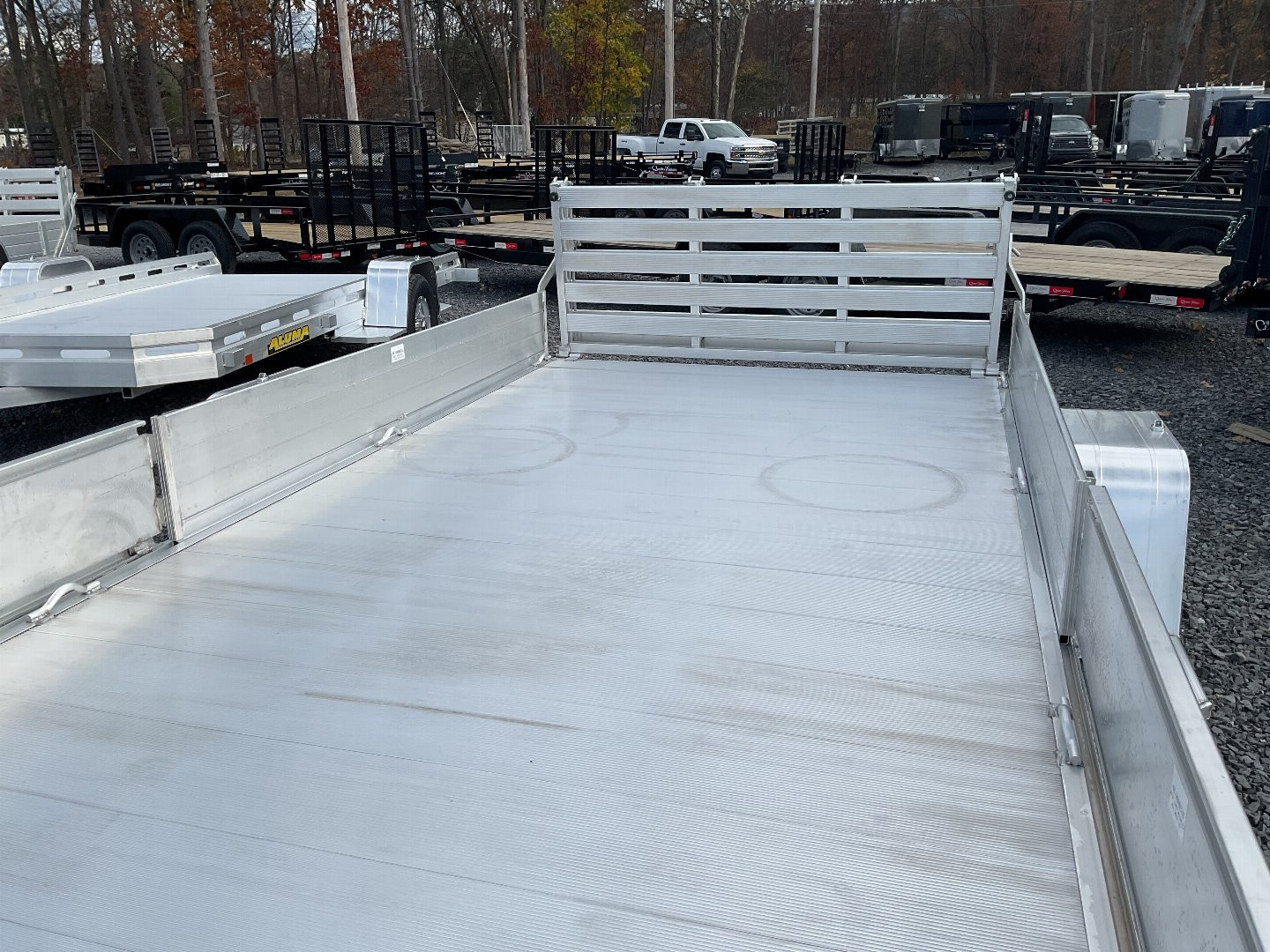 New 2025 Aluma 8114SR Utility Trailer 81"x14' 2990#