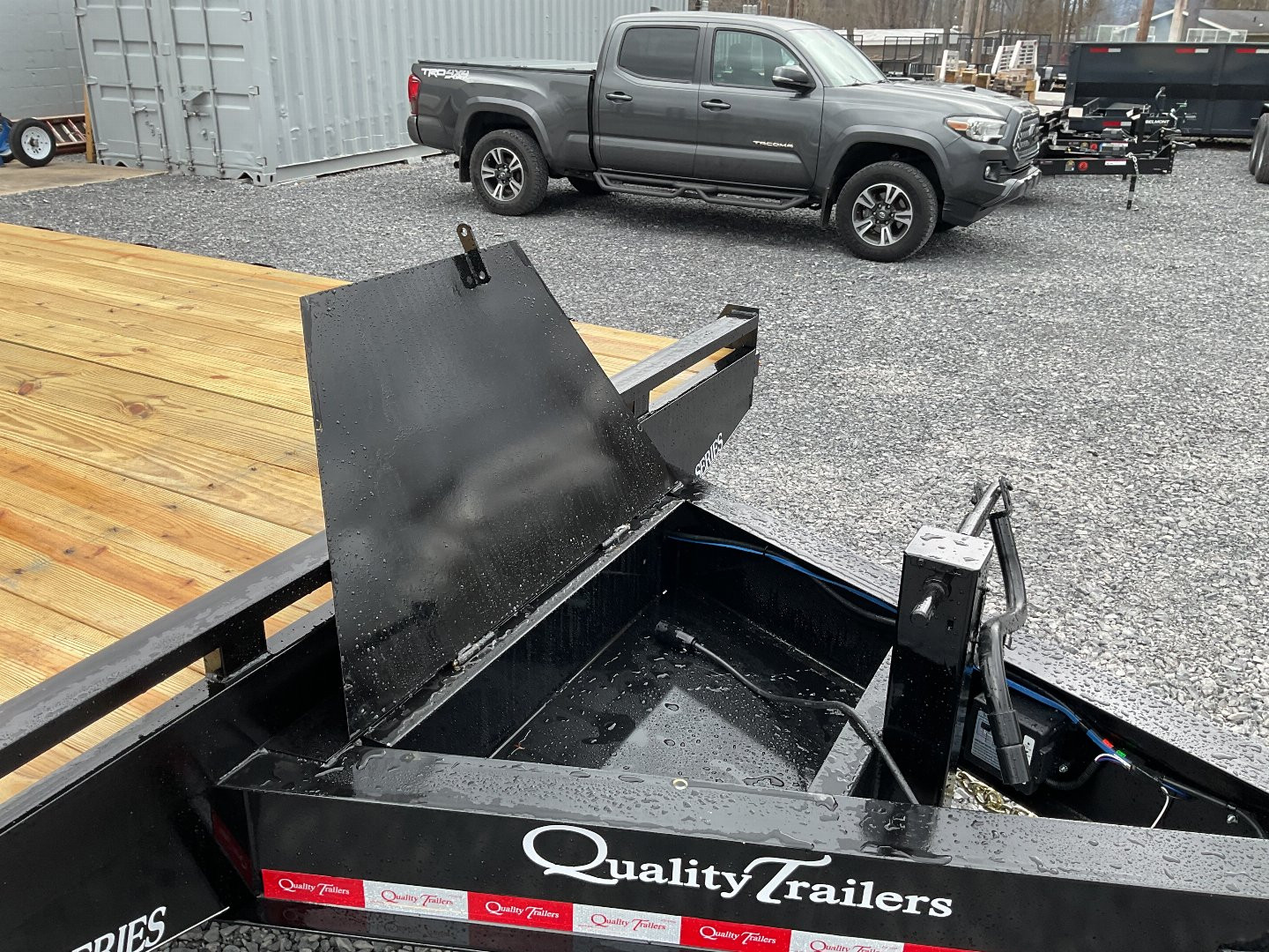 New 2024 Quality Trailers Pro-P Equipment Trailer/Deckover Trailer 16K 23'(18'+5' dovetail)