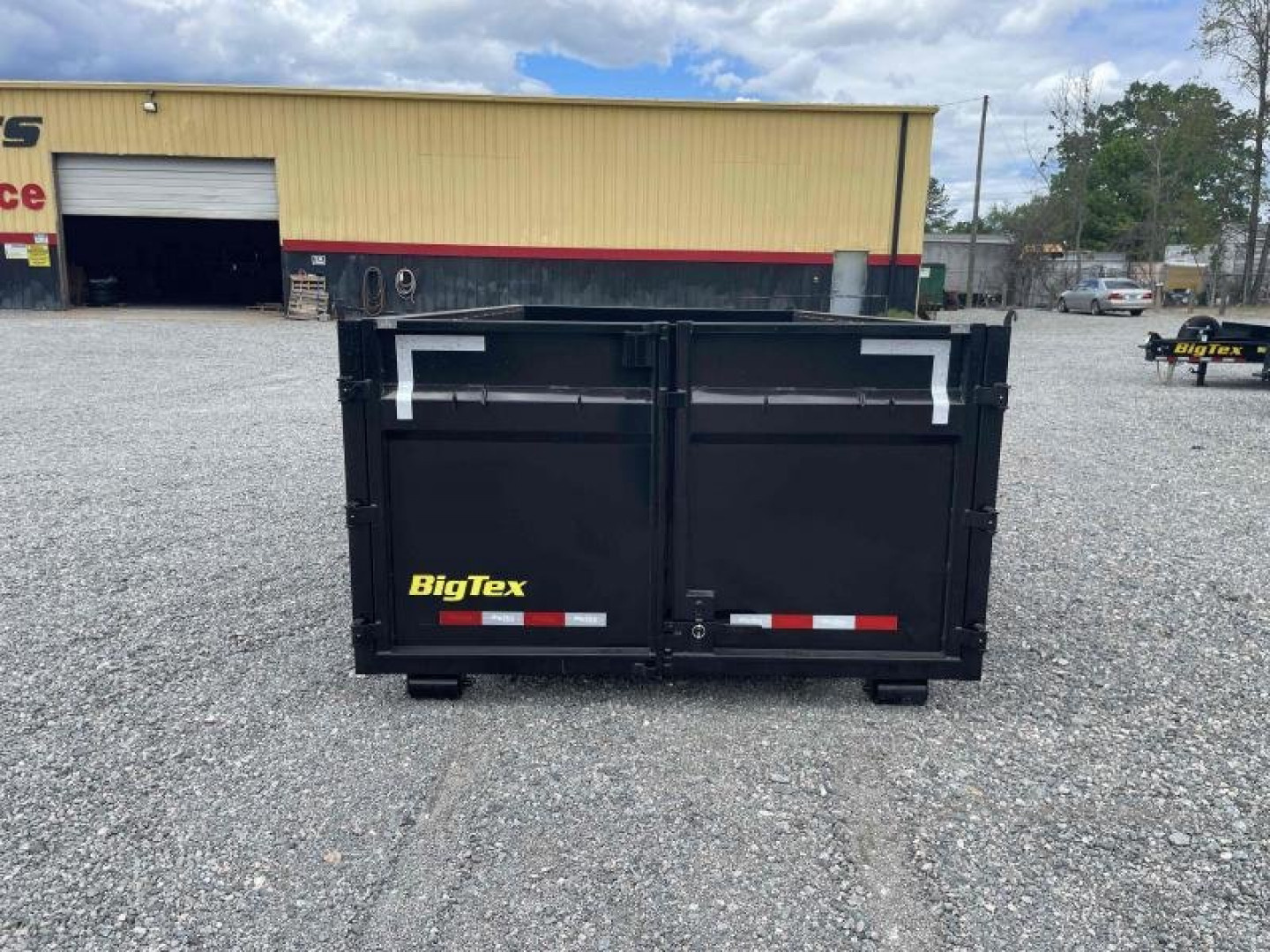 New 2026 Big Tex Roll Off Dumpsters Only