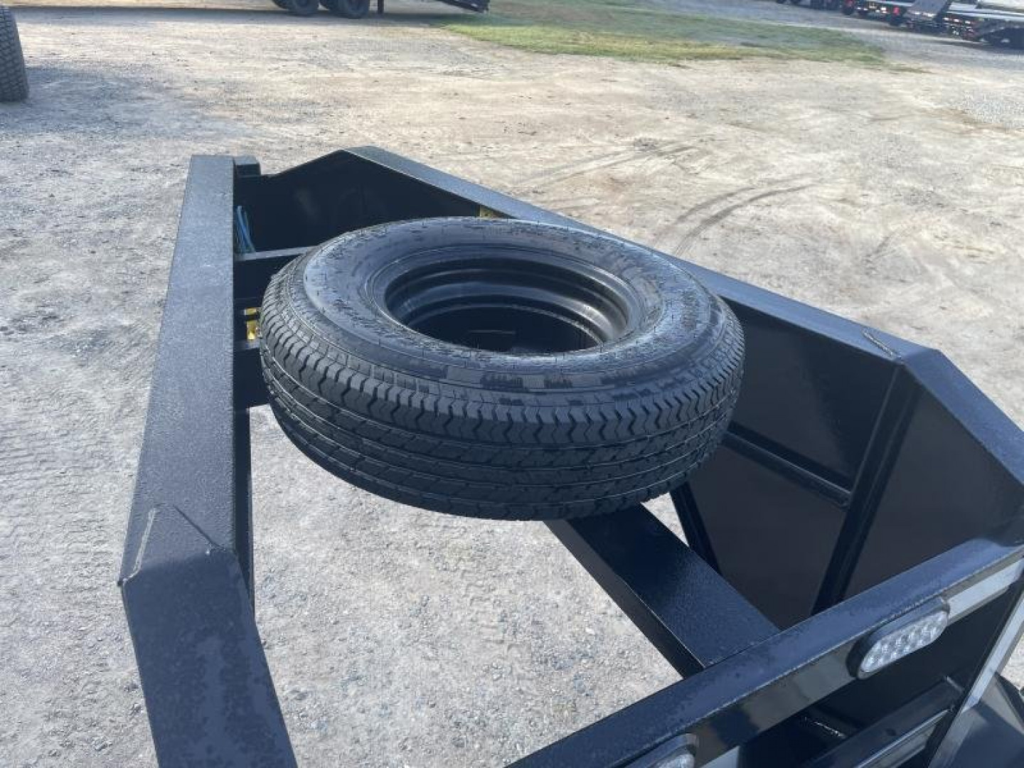 New 2026 Big Tex 20+5 22GN Gooseneck w/ Mega Ramps 23900 GVWR