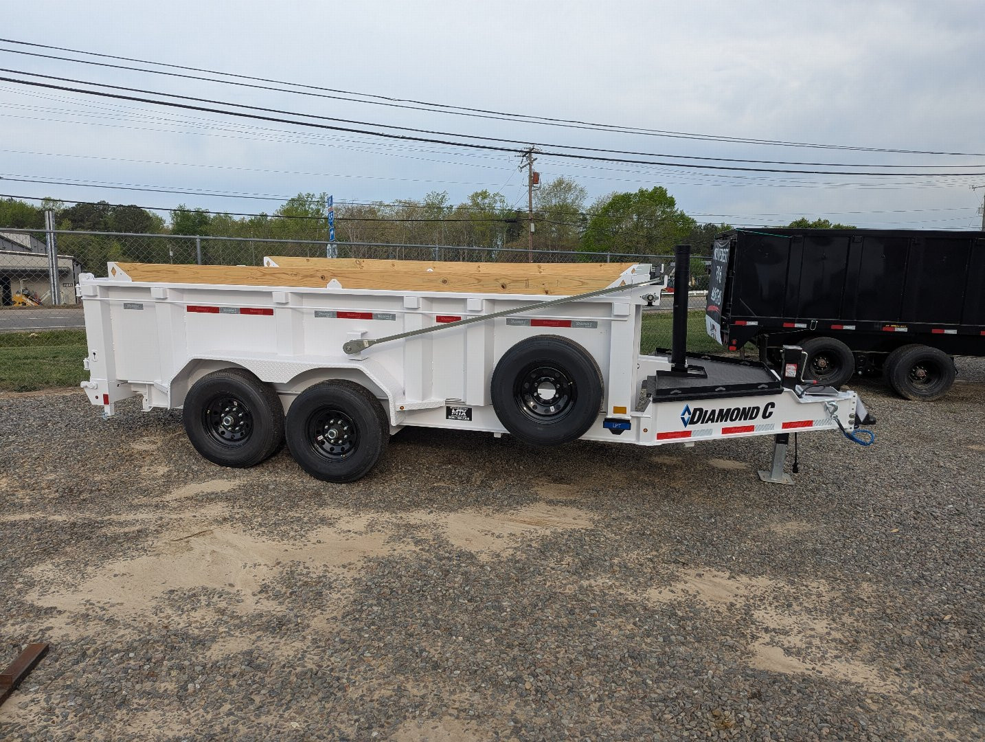 New 2025 Diamond C LPT 207 7x14 Telescopic Dump Trailer 14900 GVWR