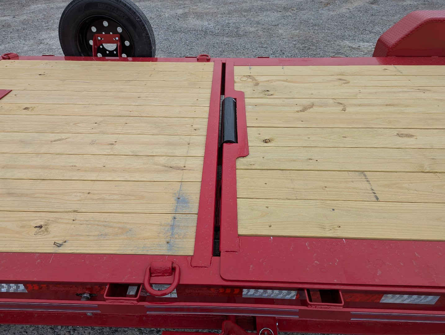 New 2025 Diamond C HDT 208 22' Tilt Equipment Trailer 18000 GVWR