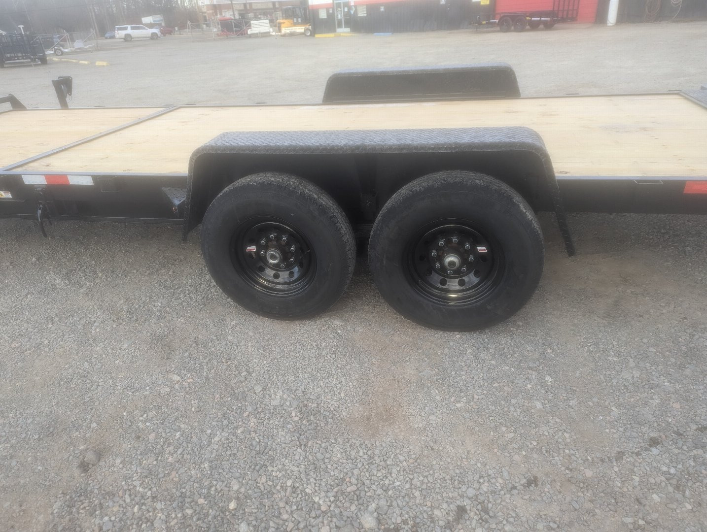 New 2025 Down 2 Earth Trailers 22ft 14K w/ Wood Deck Gravity Tilt Carhauler