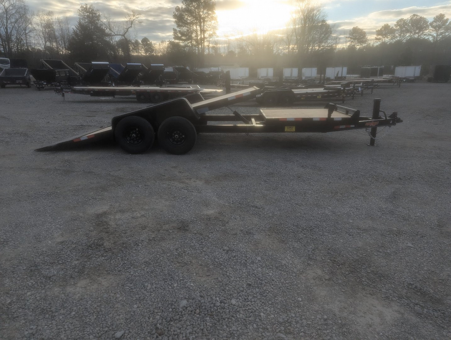 New 2025 Down 2 Earth Trailers 22ft 14K w/ Wood Deck Gravity Tilt Carhauler