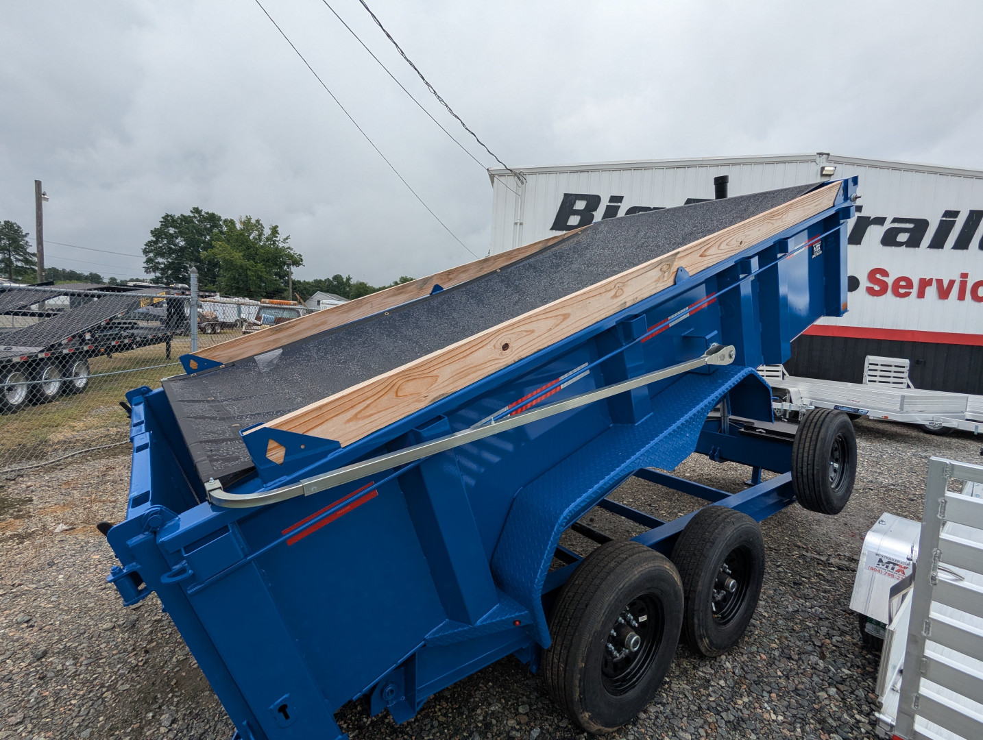 New 2025 Diamond C LPT 207 7x14 Telescopic Dump Trailer 14900 GVWR *Includes an instant $1500 rebate, ends Sept 26th*
