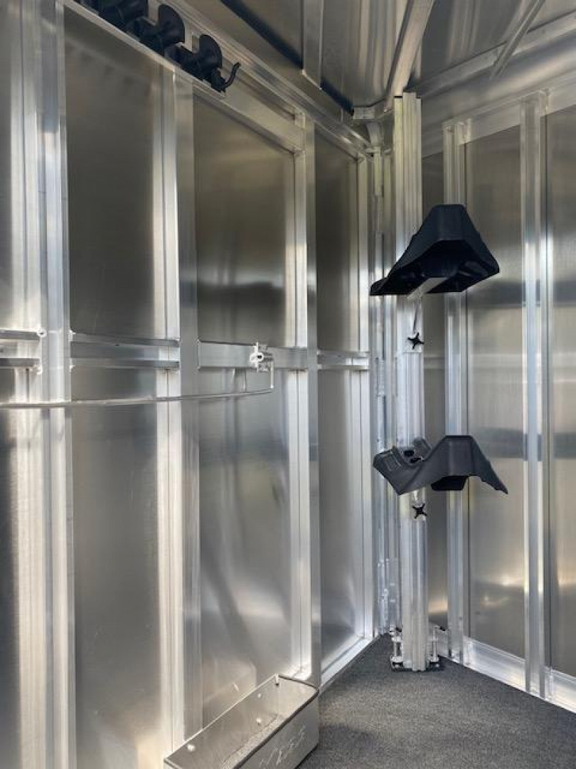 New 2025 Exiss EXPRESS SS EDITION Horse Trailer