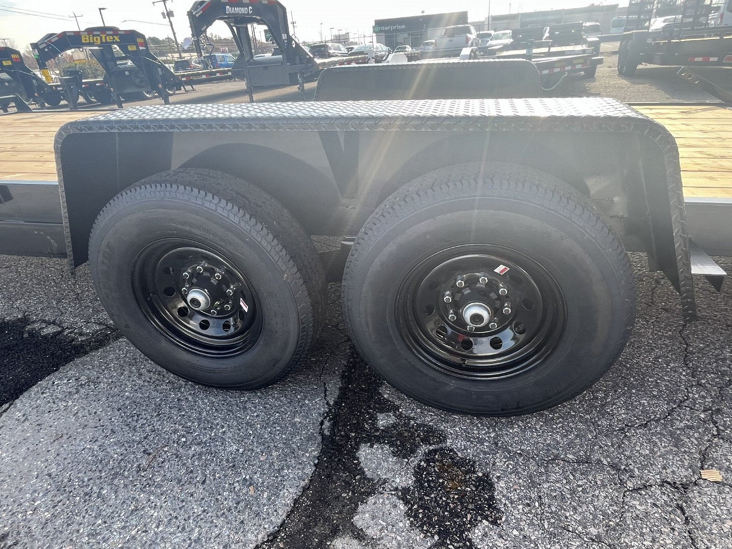 New 2025 Down 2 Earth Trailers 20ft 14K w/ HD Fold up Ramps