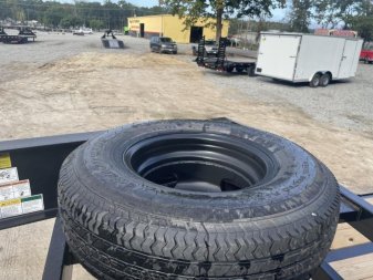 New 2025 Big Tex 35+5 22GN Gooseneck w/ Mega Ramps 23900 GVWR