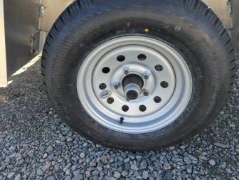 New 2025 Aluma 548 w/ 12" Solid Sides and Tailgate Utility Trailer