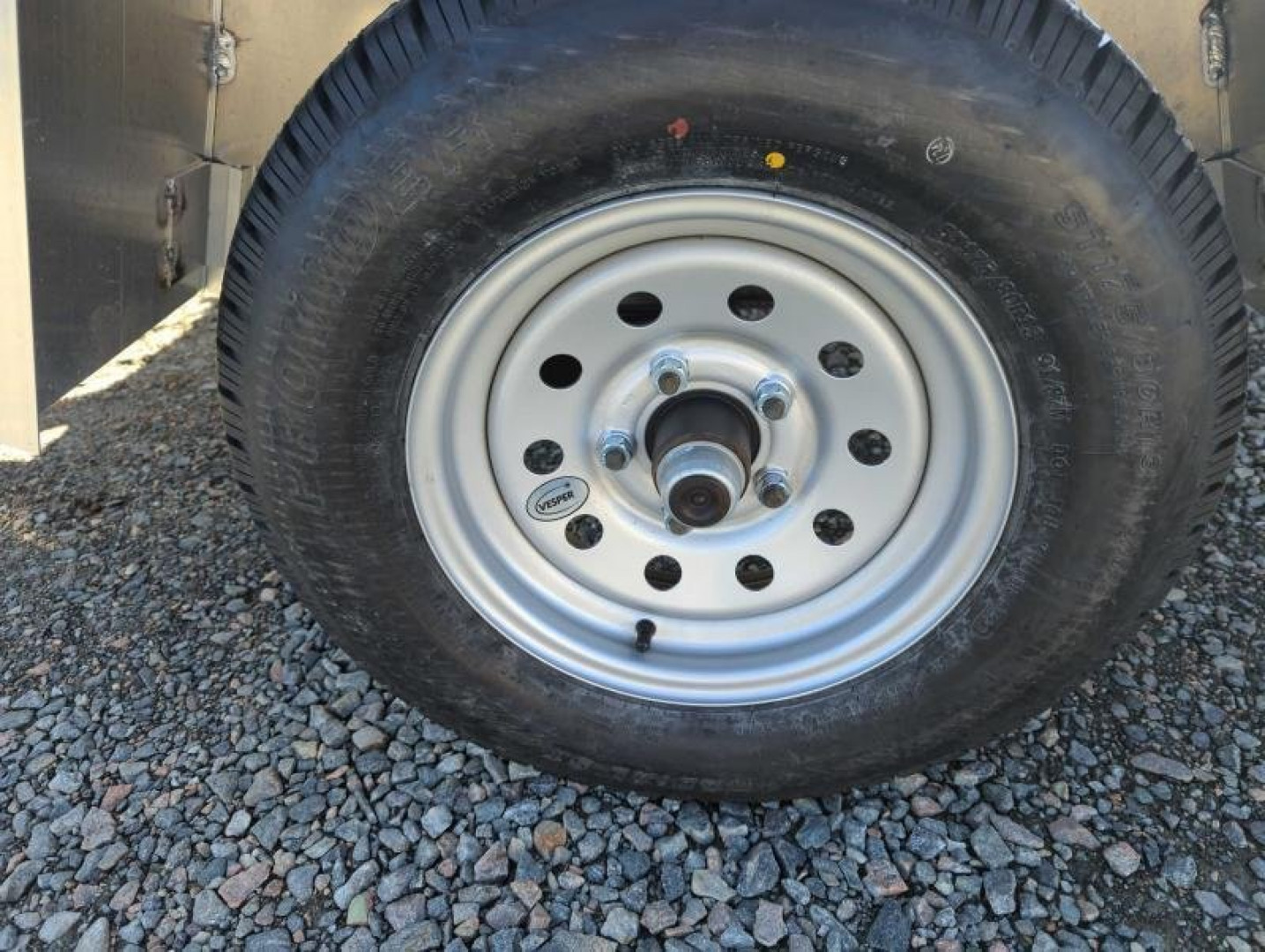 New 2025 Aluma 548 w/ 12" Solid Sides and Tailgate Utility Trailer