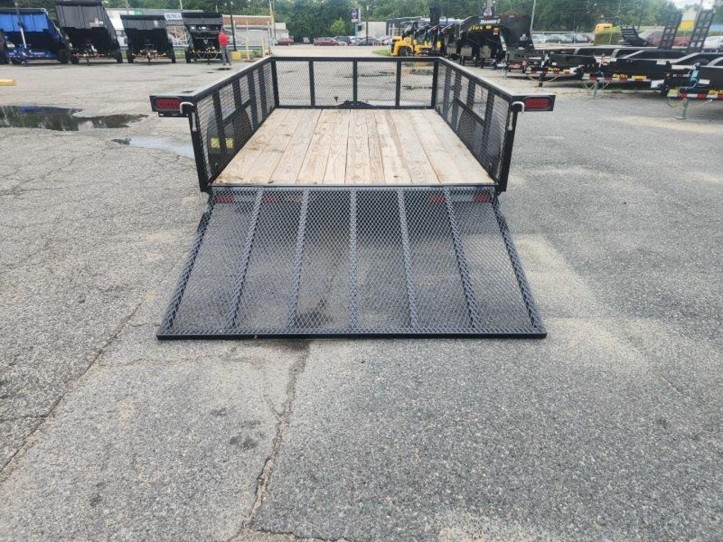 New 2024 Down 2 Earth Trailers 6x10 w/ 2ft Expanded Sides and Gate