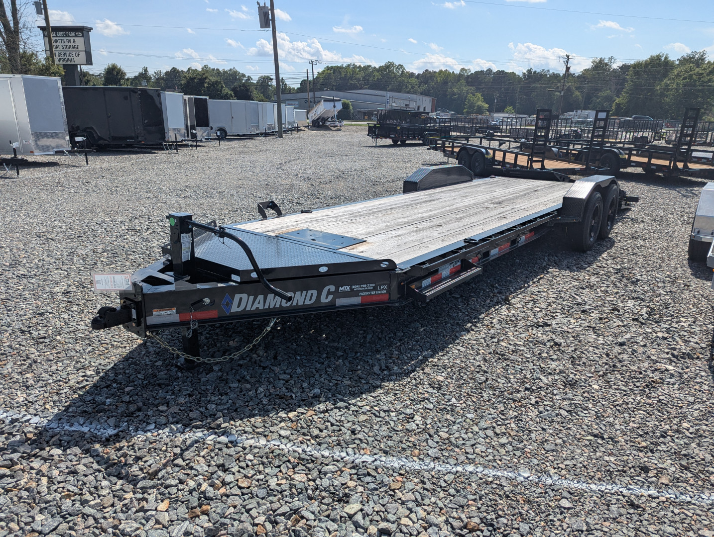 New 2024 Diamond C LPX 208 24' 18K Pacesetter Low Pro Equipment Trailer w/ MAX Ramps