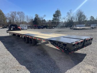 New 2024 Diamond C Trailers FMAX 212 40' Pacesetter Edition Tandem Dual Wheel Gooseneck Trailer w/ MAX Ramps 25900 GVWR