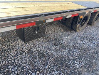 New 2024 Diamond C Trailers FMAX 212 40' Pacesetter Edition Tandem Dual Wheel Gooseneck Trailer w/ MAX Ramps 25900 GVWR