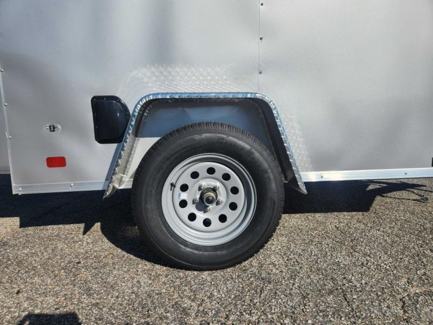 New 2023 Covered Wagon 5x8 Gold Series w/ Single Swing Door