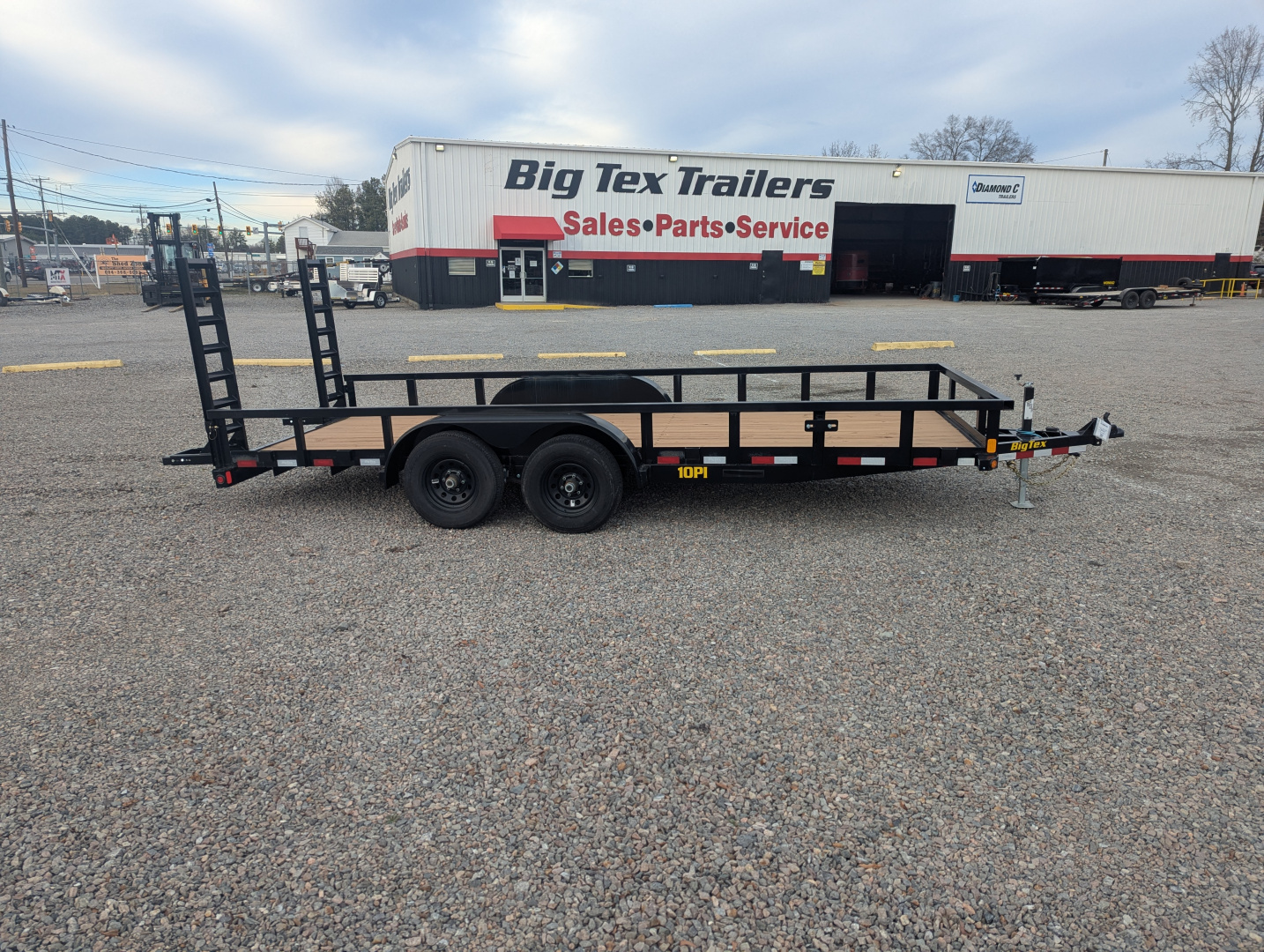 New 2023 Big Tex 18ft 10PI 10K w/ 5' Fold Up Ramps