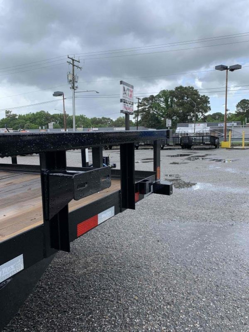 New 2023 Big Tex 18ft 10PI 10K w/ 5' Fold Up Ramps