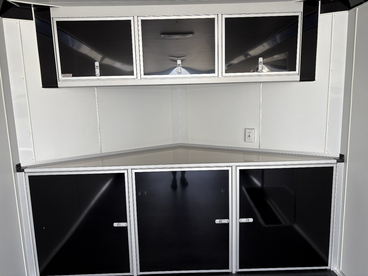 New 2025 BRAVO TRAILERS Scout Performance 8.5x24 Enclosed Trailer