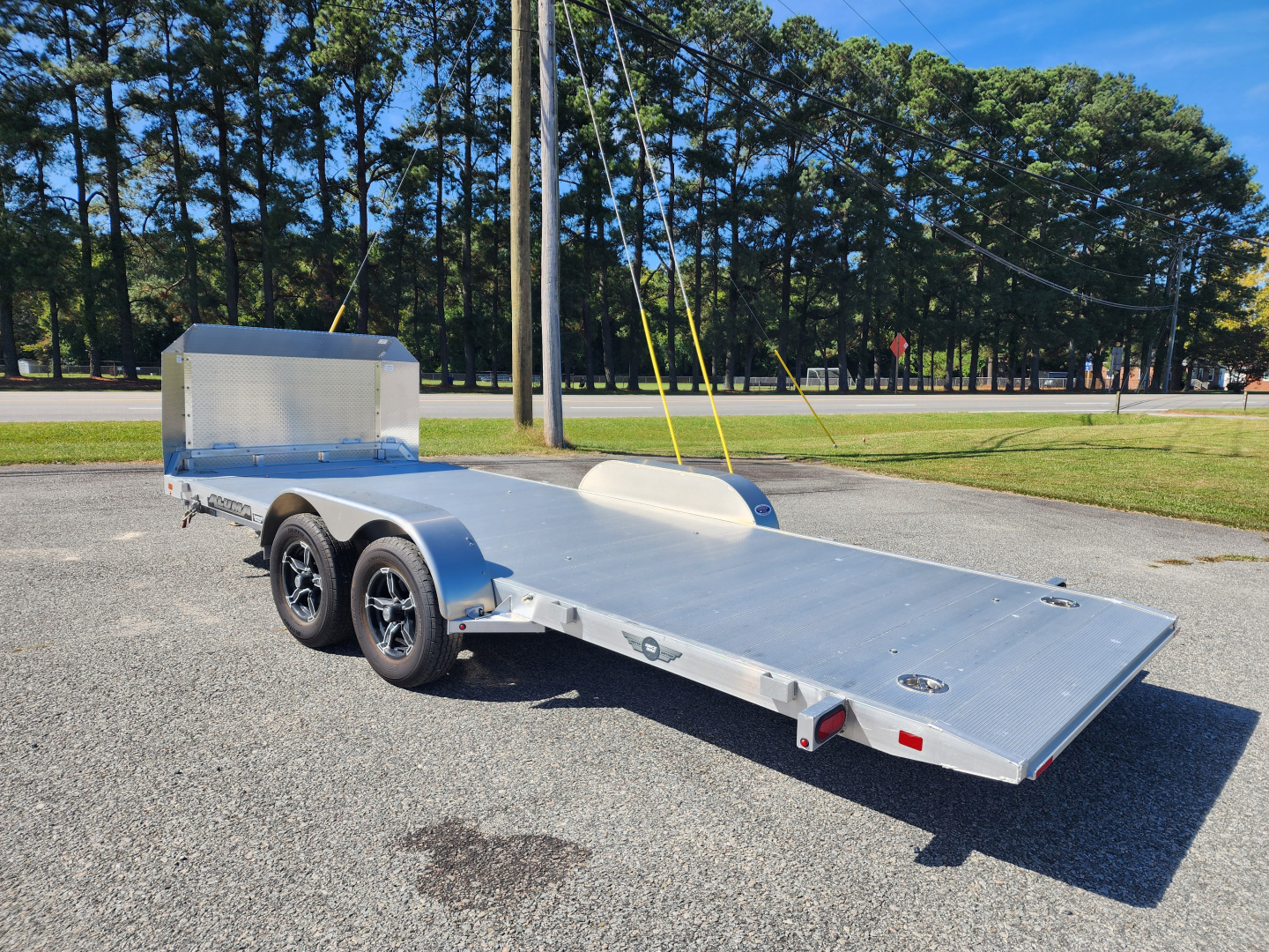 New 2024 ALUMA 8218 Low Clearance Tilt Car Trailer Car / Racing Trailer