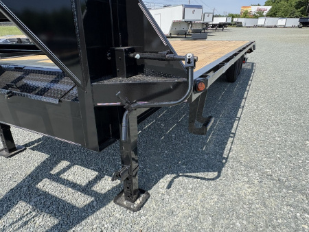 New 2024 Texas Bragg Trailers GN 20+5 14K Flatbed Trailer