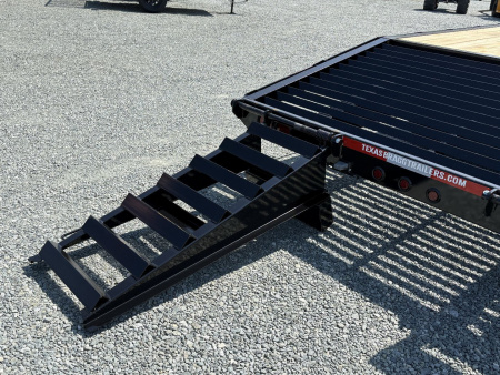 New 2024 Texas Bragg Trailers GN 20+5 14K Flatbed Trailer
