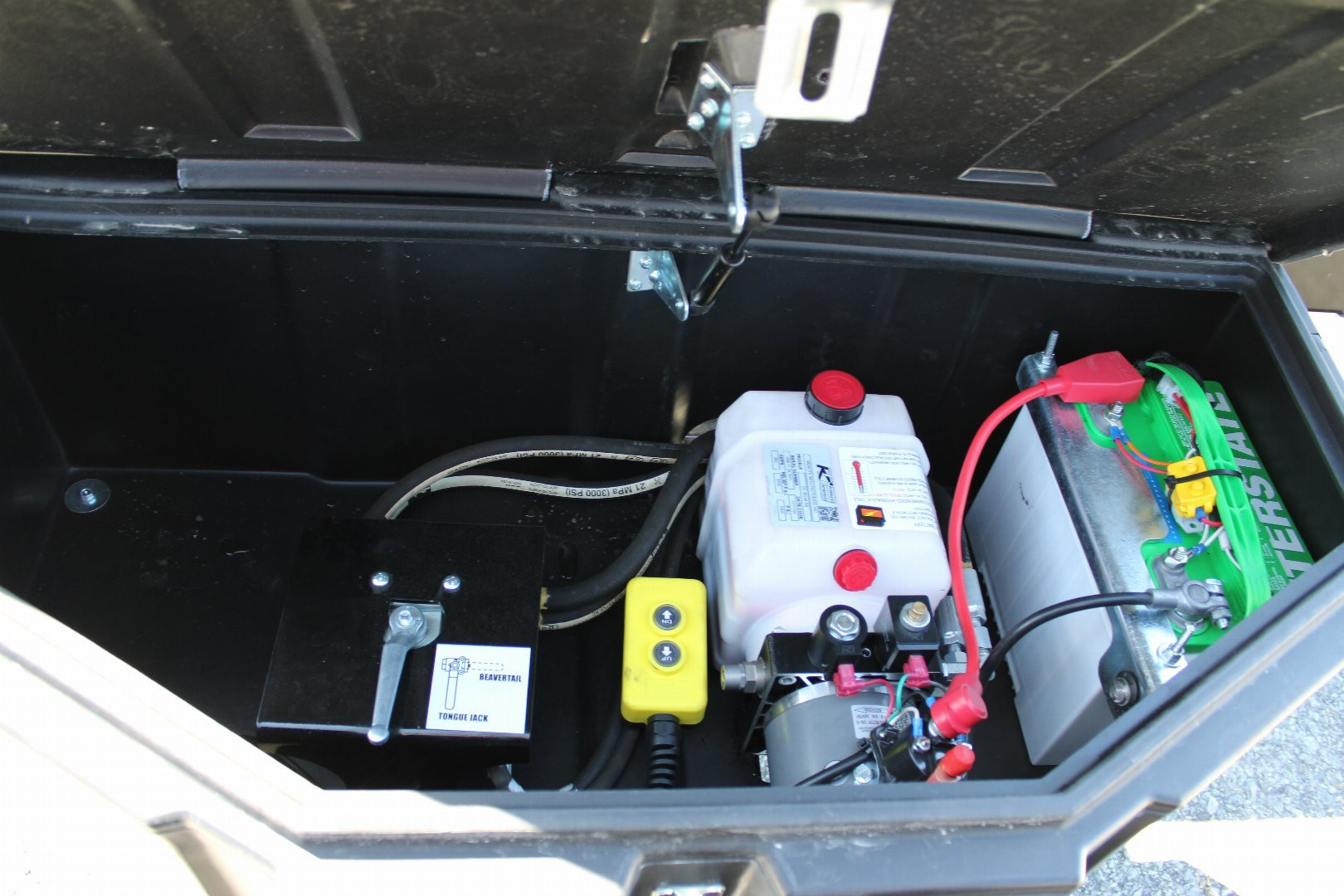 New 2025 MIDSOTA SL16 Equipment Trailer