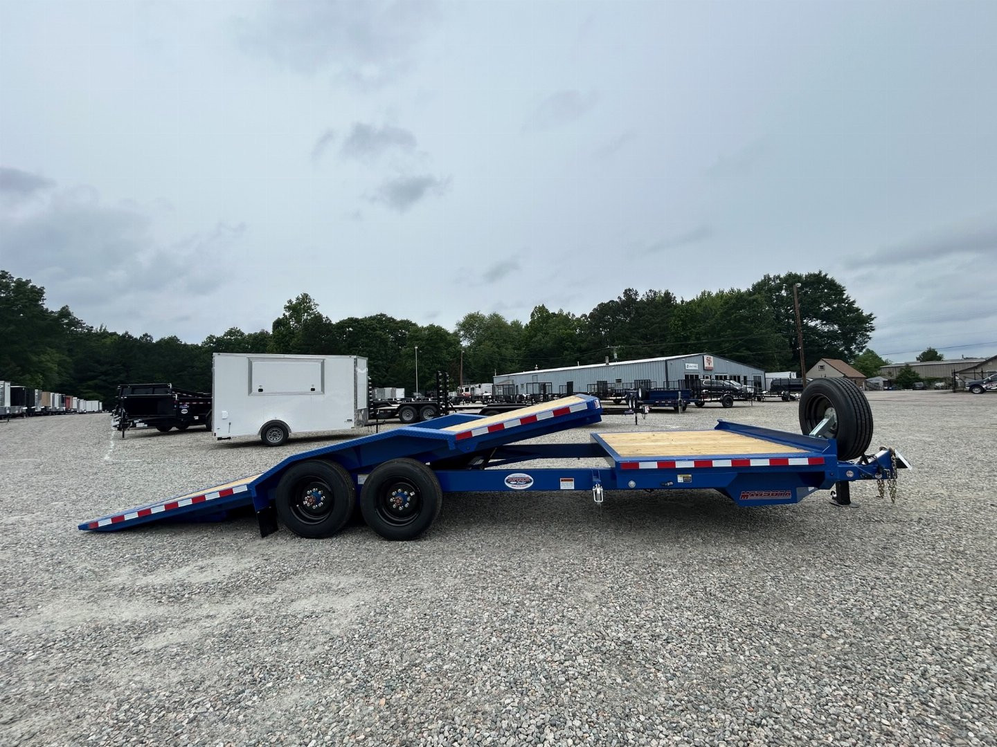 New 2025 MIDSOTA TBWB-24 Equipment Trailer