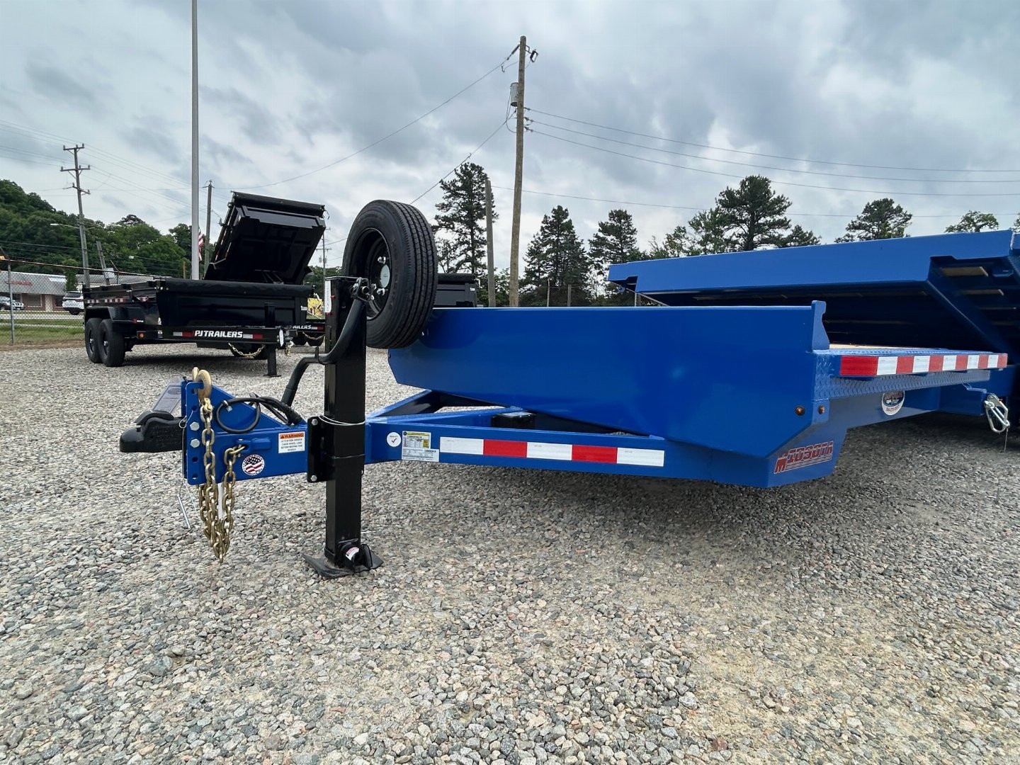 New 2025 MIDSOTA TBWB-24 Equipment Trailer