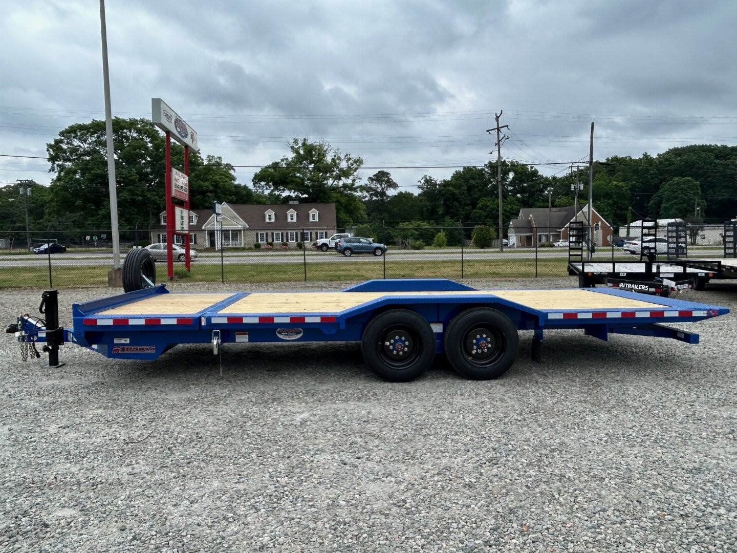 New 2025 MIDSOTA TBWB-22 Equipment Trailer