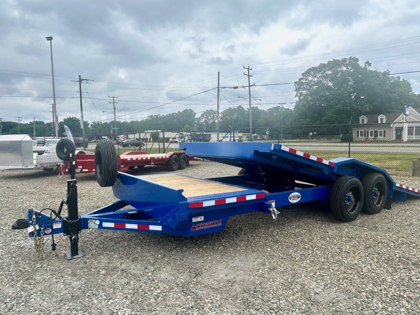 New 2025 MIDSOTA TBWB-22 Equipment Trailer