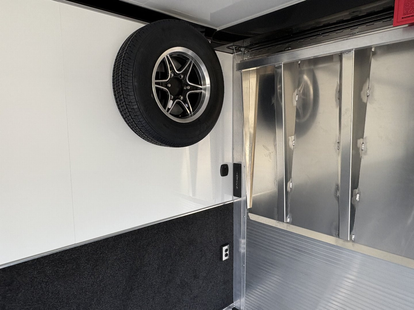 New 2025 inTech 8.5x24 10K Aluminum Loaded w/ Escape Door