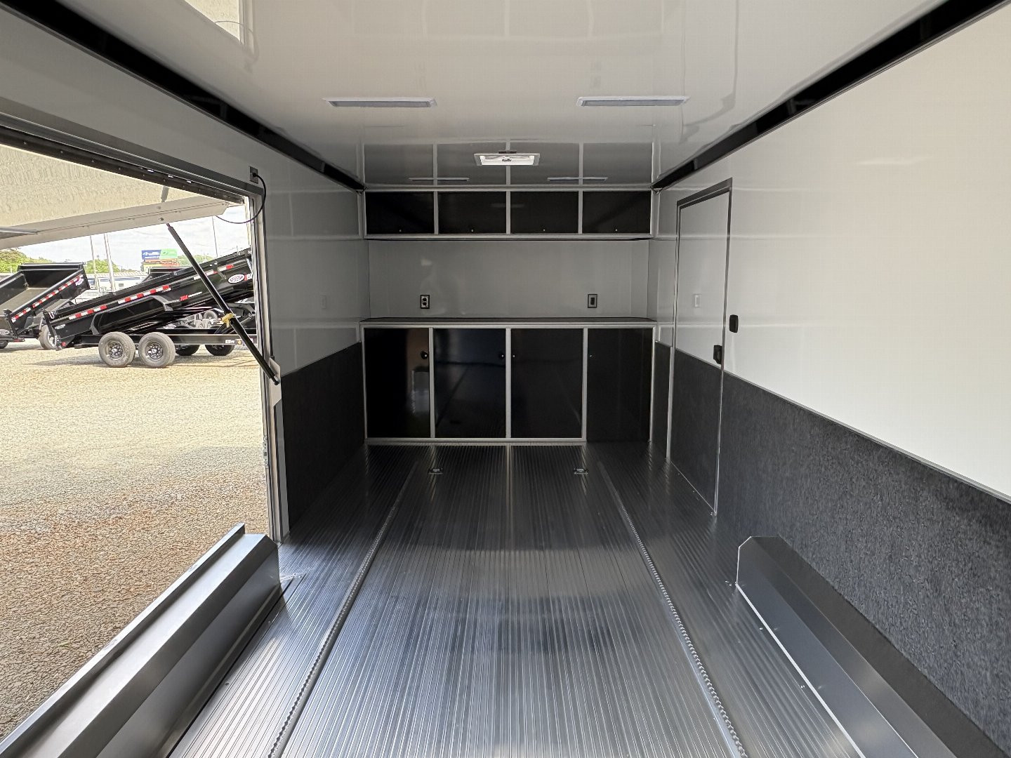 New 2025 inTech 8.5x24 10K Aluminum Loaded w/ Escape Door