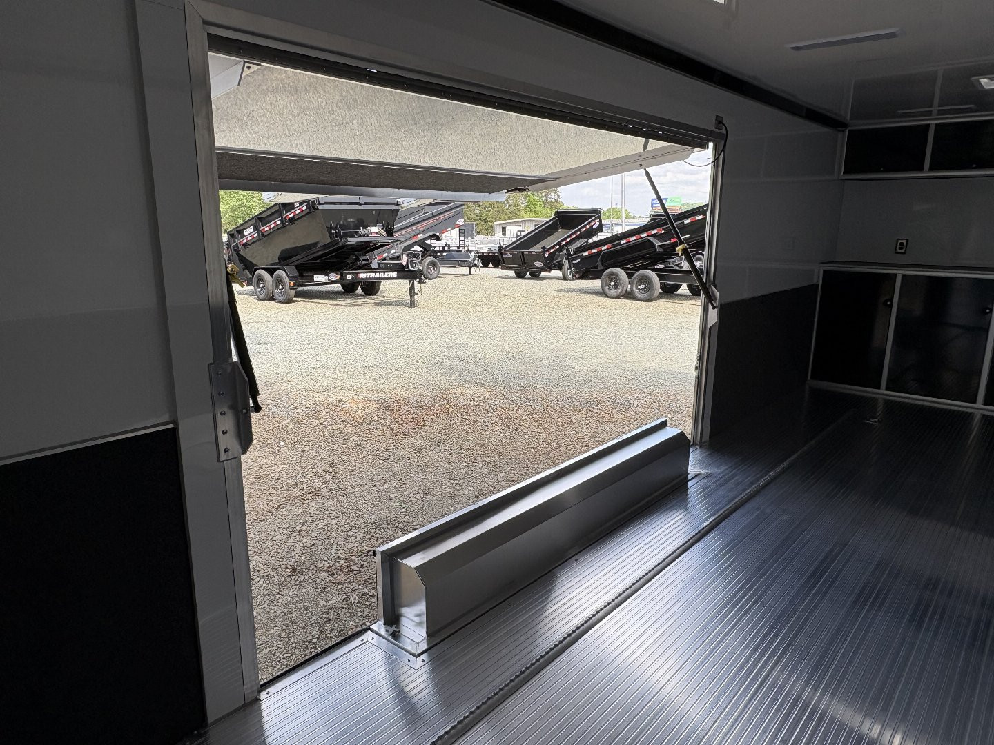 New 2025 inTech 8.5x24 10K Aluminum Loaded w/ Escape Door