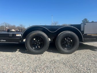 New 2025 Texas Bragg Trailers 18 CCC Car Hauler