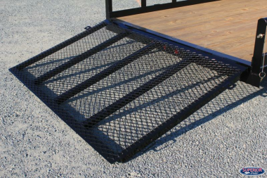 New 2025 TEXAS BRAGG TRAILERS 16P w/ Gate