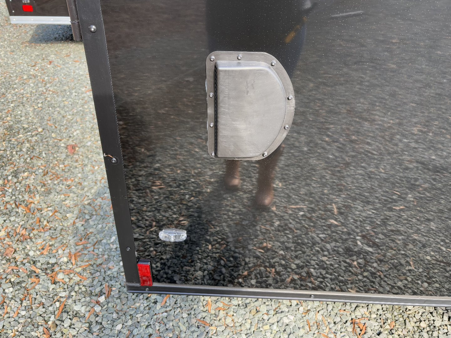 New 2025 ANVIL 7x16 7K Enclosed w/ Ramp Door, Black Out Package & Poly-Core Exterior