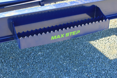 New 2025 Load Trail Low Pro 7X14 14K Dump Trailer w/ 2' Sides