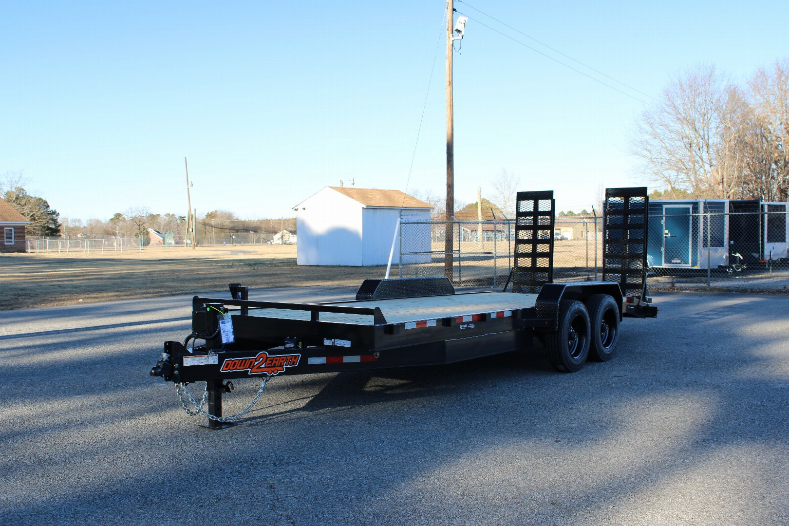 New 2025 Down 2 Earth 20ft 16K w/ Fold Up Ramps