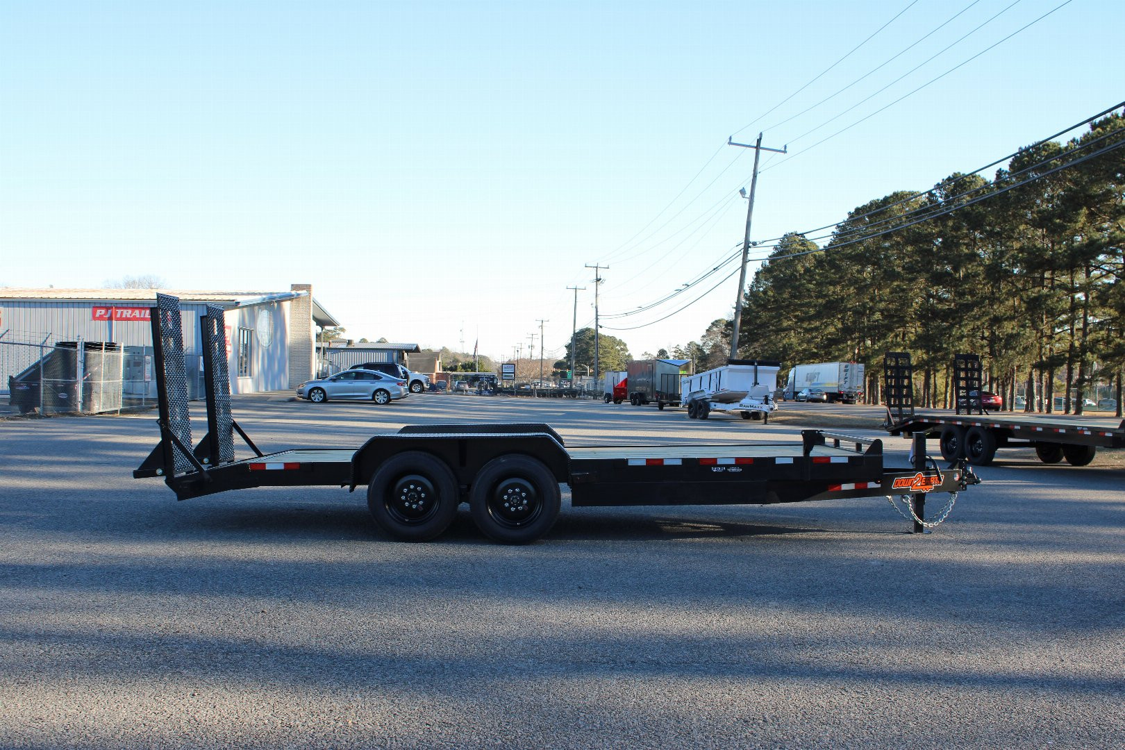 New 2025 Down 2 Earth 20ft 16K w/ Fold Up Ramps