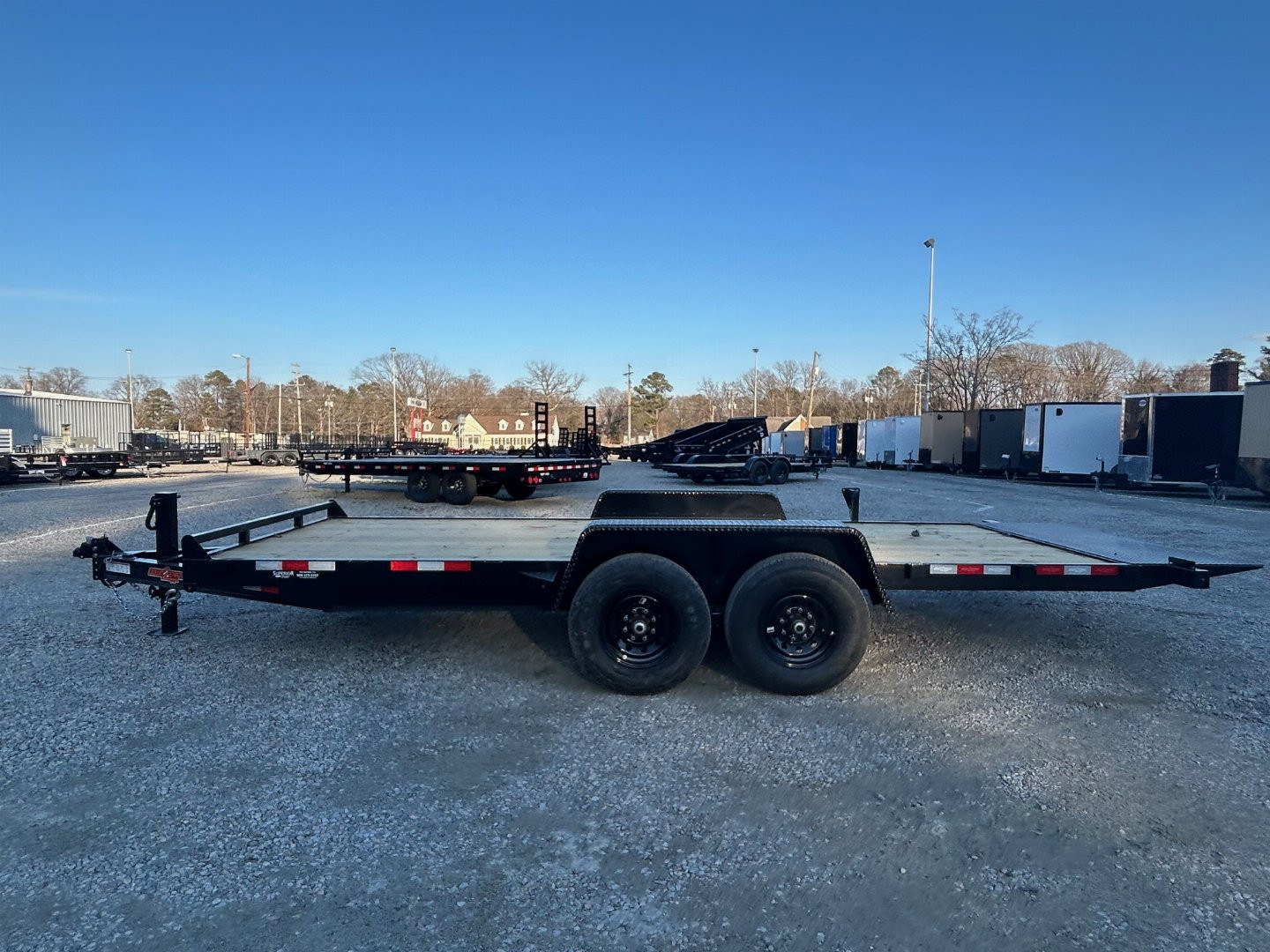 New 2025 Down 2 Earth 20ft 14K Tilt w/ Wood Deck