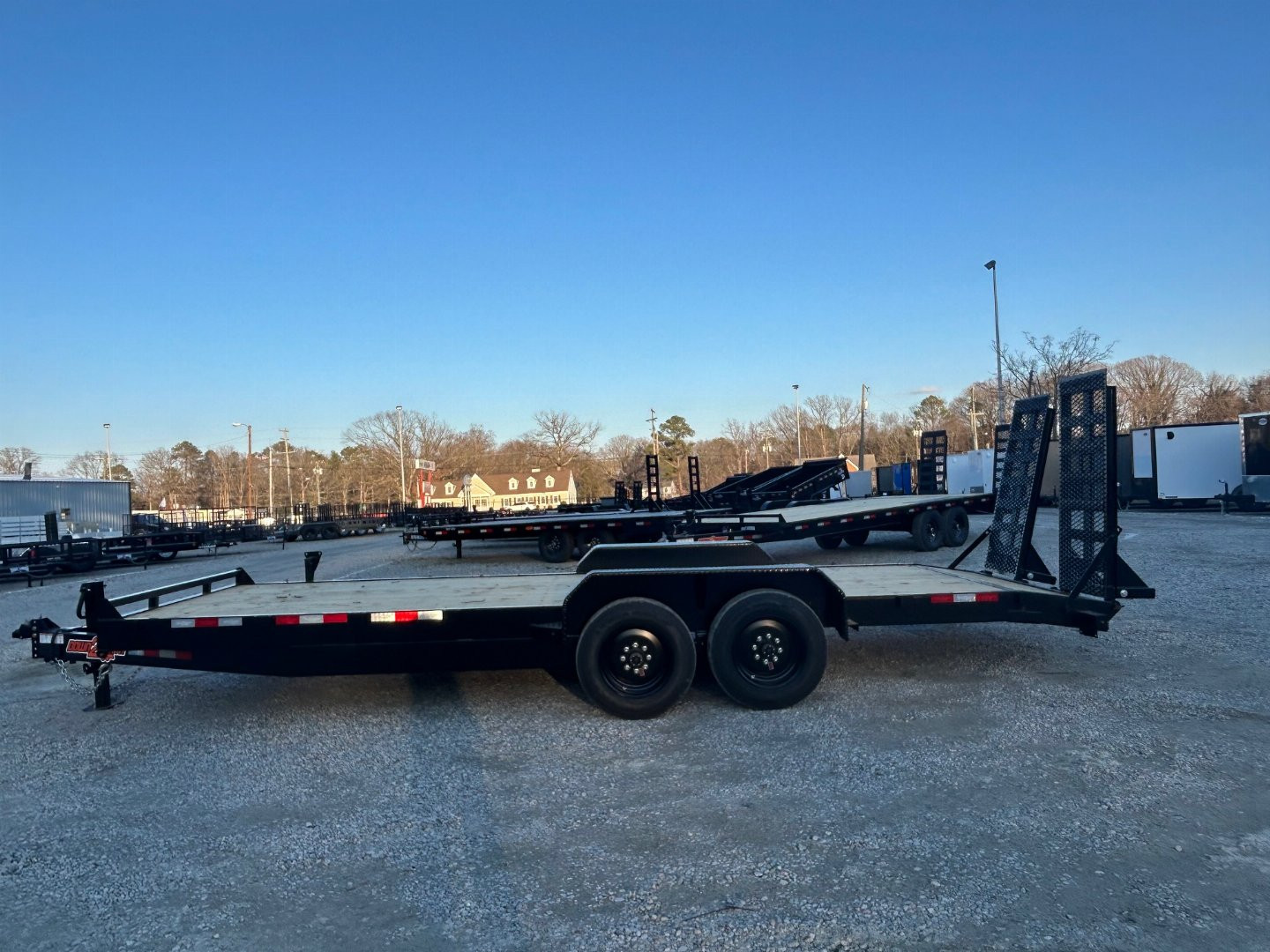 New 2025 Down 2 Earth 22ft 16K w/ Fold Up Ramps